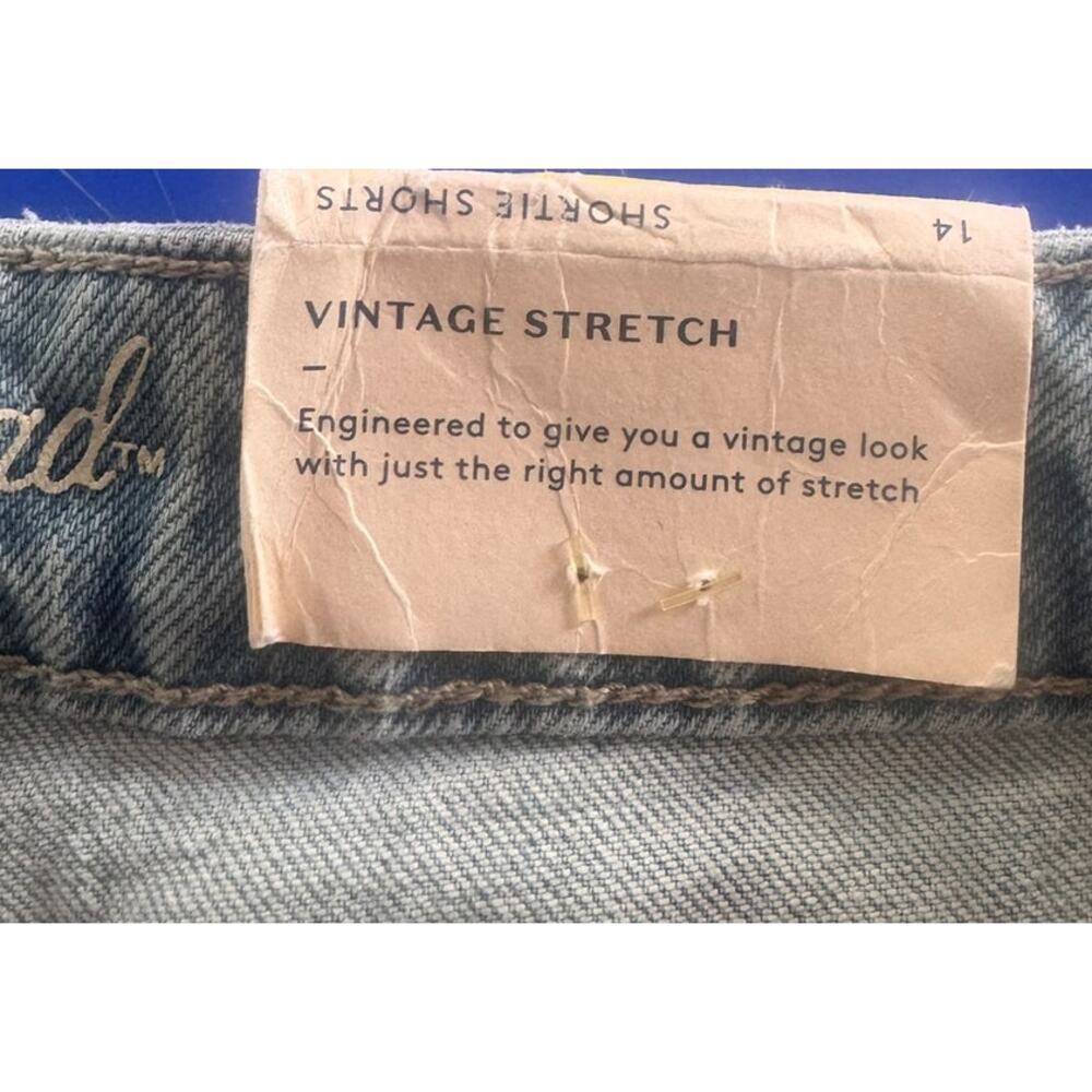 Universal Thread Size 14 32R Denim Vintage Stretch Shortie Shorts NEW NWT - Picture 7 of 13